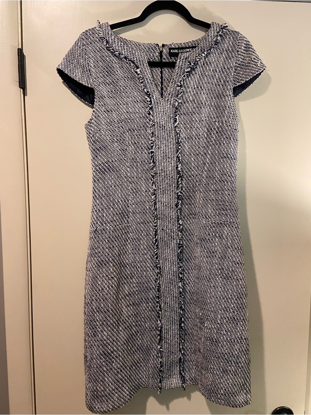 Karl Lagerfeld Navy & White Tweed Shift Dress sz 4 - Picture 2 of 10